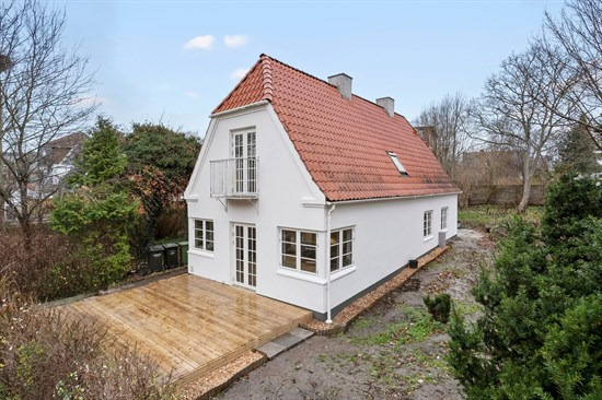 Tværvej 4 og 2 andre boliger er kommet til salg denne uge i Glostrup - se boligerne her.