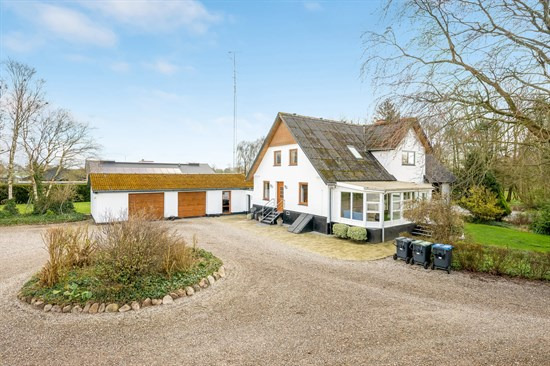 Top 6 over dyreste boliger til salg i Brørup. Priser op til 3.595.000 kr