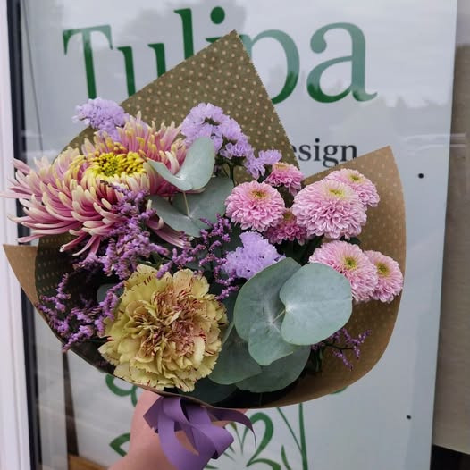 Tulipa Blomster & Havedesign har fredagsbuketter til 165 kr