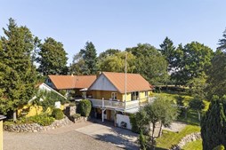 Top 6 over dyreste boliger til salg i Hvalsø. Priser op til 18.950.000 kr