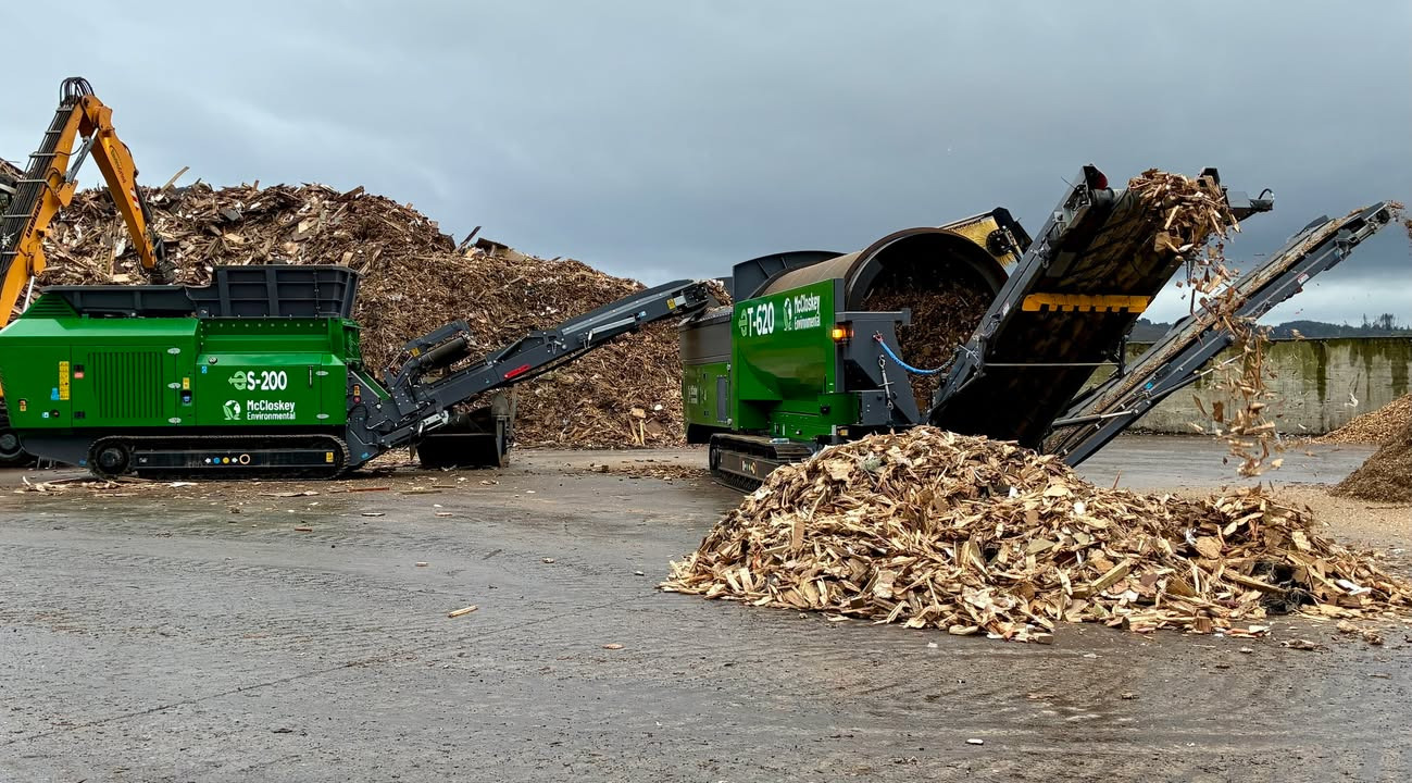 SCANTRUCK A/S deltog i McCloskey Environmental Demo Day med nye maskiner i aktion