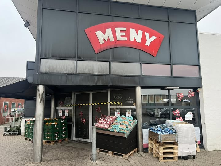 Meny Aabybro informerer om midlertidig lukning efter brand