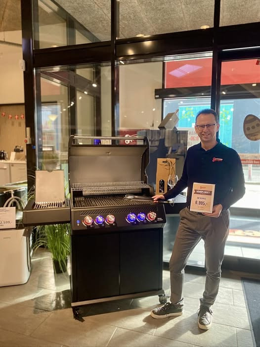 Skousen Holstebro gør klar til grillsæsonen med ny gasgrill