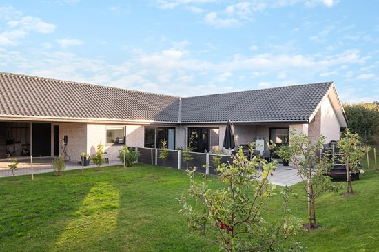 Top 6 over dyreste boliger til salg i Bjæverskov. Priser op til 20.800.000 kr