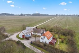 Mæglerhuset Asger Larsen tilbyder ejendom i Strandby med prisnedsættelse på 150.000 kr.