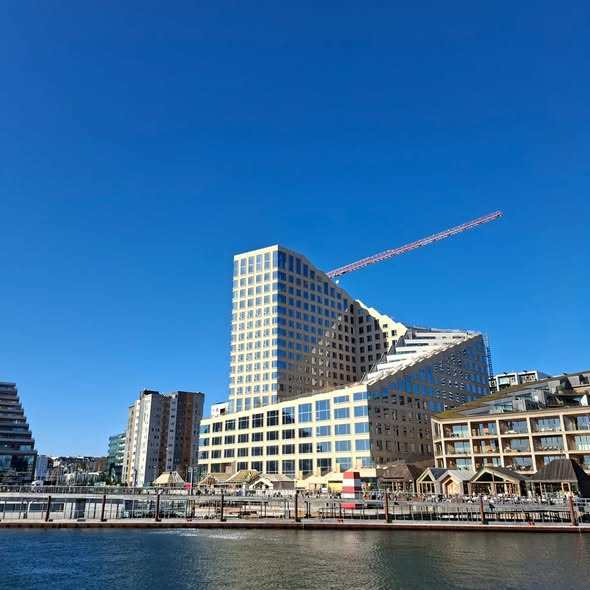 Aarhus Havnerundfart præsenterer snart åbningsklare Irmahus som Scandic Hotel
