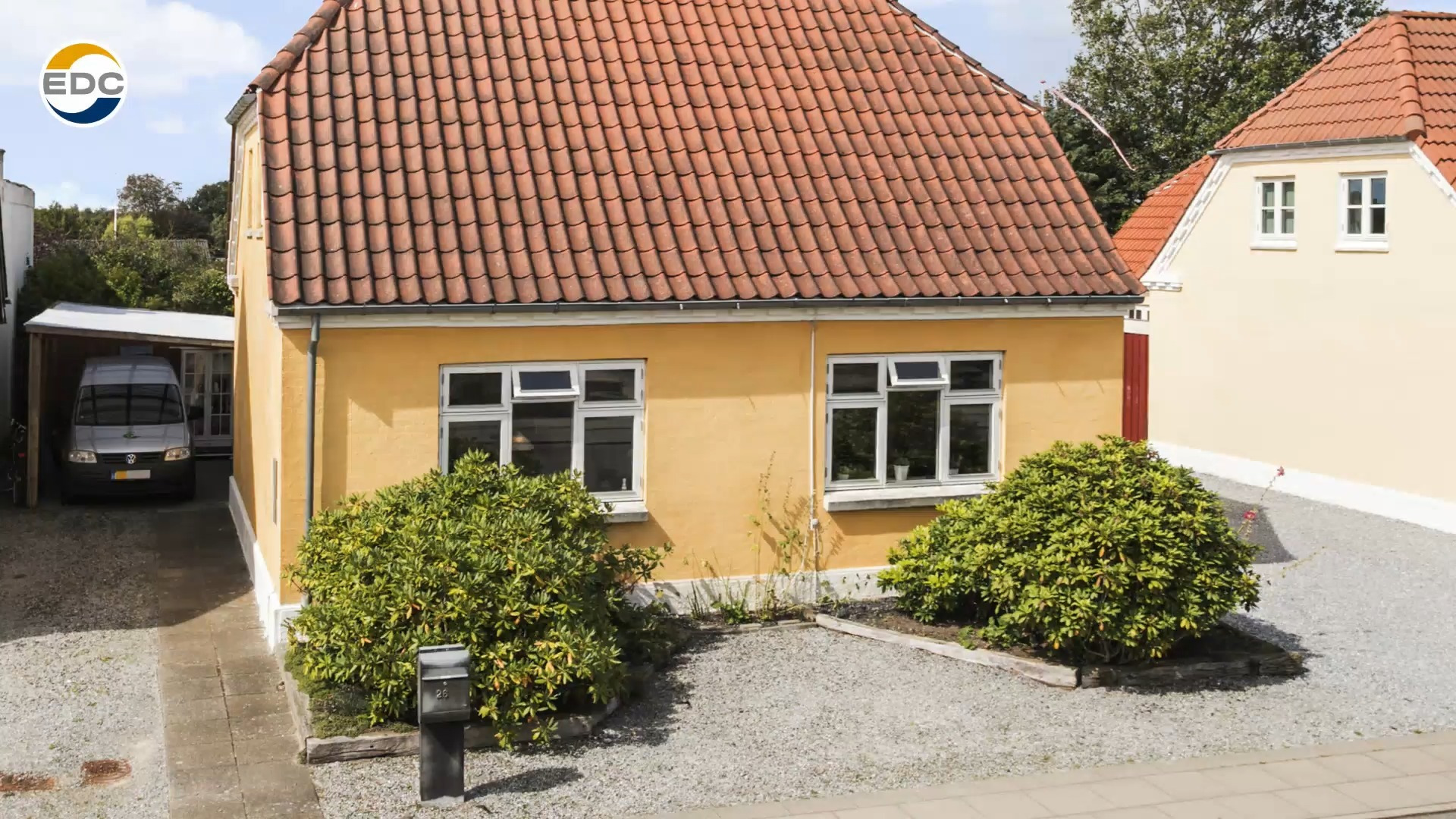 Drømmer du om en charmerende villa i hjertet af Fjerritslev? EDC Fjerritslev har boligen til dig!