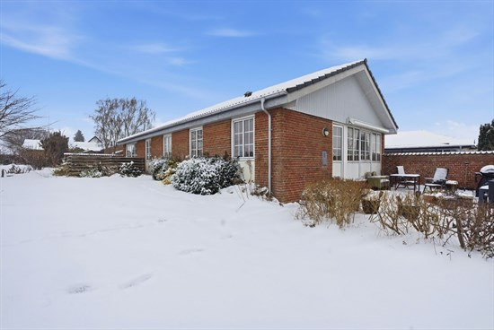 Runebakken 11 og 1 anden boliger er kommet til salg denne uge i Vojens - se boligerne her.