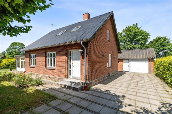 Ved Kirken 22 er til salg for kun 1.995.000 kr.: Se de billigste boliger til salg i Mårslet her