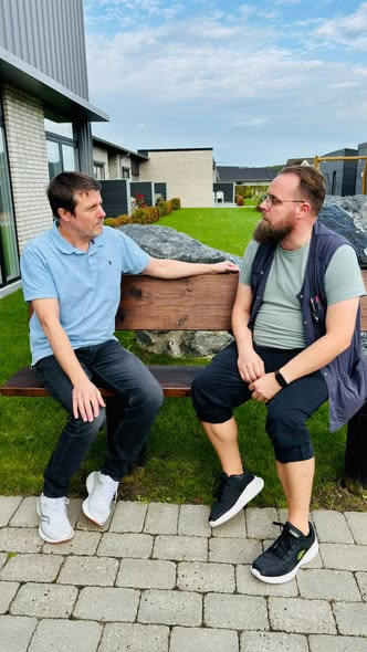 FOA Silkeborg-Skanderborg fortæller om Claus, der skiftede karriere til SOSU-assistent