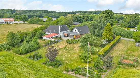 Top 6 over dyreste boliger til salg i Broby. Priser op til 5.700.000 kr