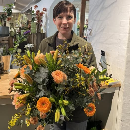 Fynbogården Blomster ApS præsenterer ugens overraskelsesbuket