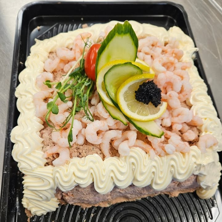 SuperBrugsen Dronninglund tilbyder tunlagkage til fredagshyggen