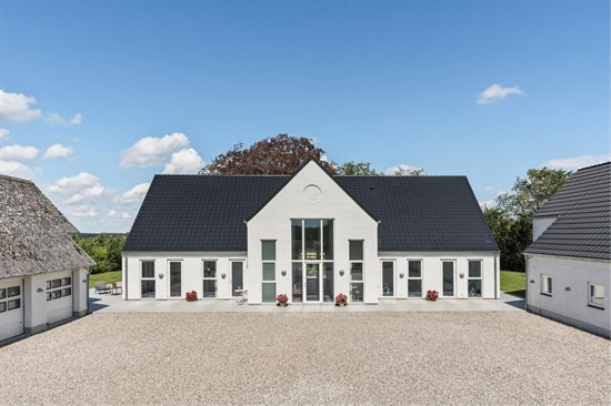 Priser op til 9,9  mio. kroner: Se de dyreste boliger til salg i Vordingborg Kommune