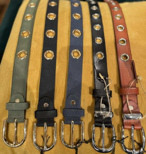 Skott Aalborg præsenterer bælter til søndagsshopping