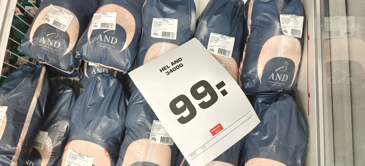 Rema 1000 Hals har fyldt fryseren med hel and til 99 kr.