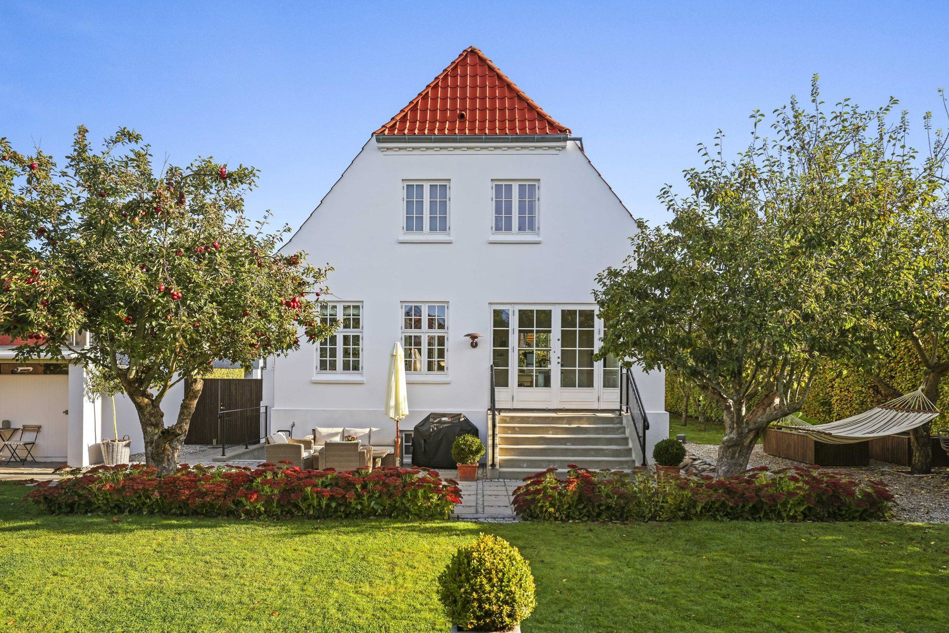 Eksklusiv bolig for 9,9  mio. kroner er netop kommet til salg i Viby J - Se den og de dyreste boliger her