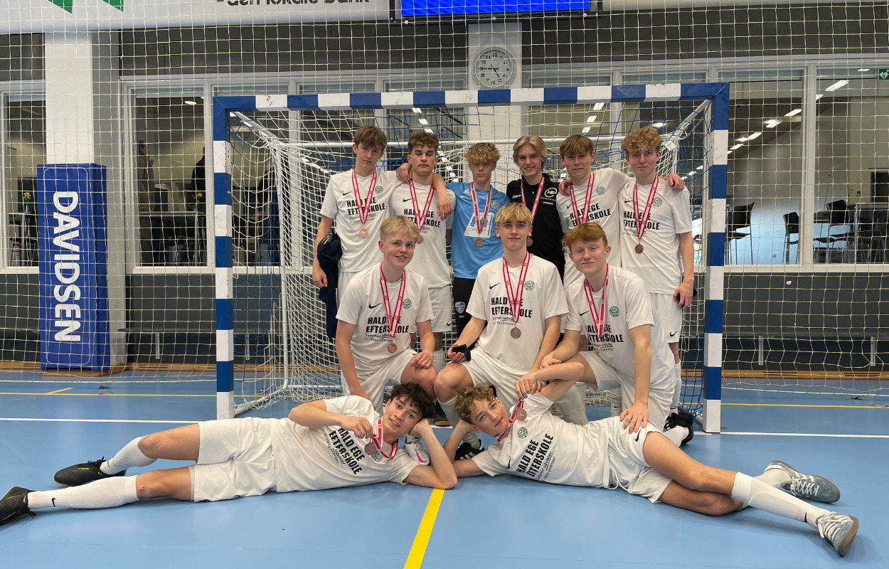Hald Ege Efterskole hiver DM-medaljer i hus