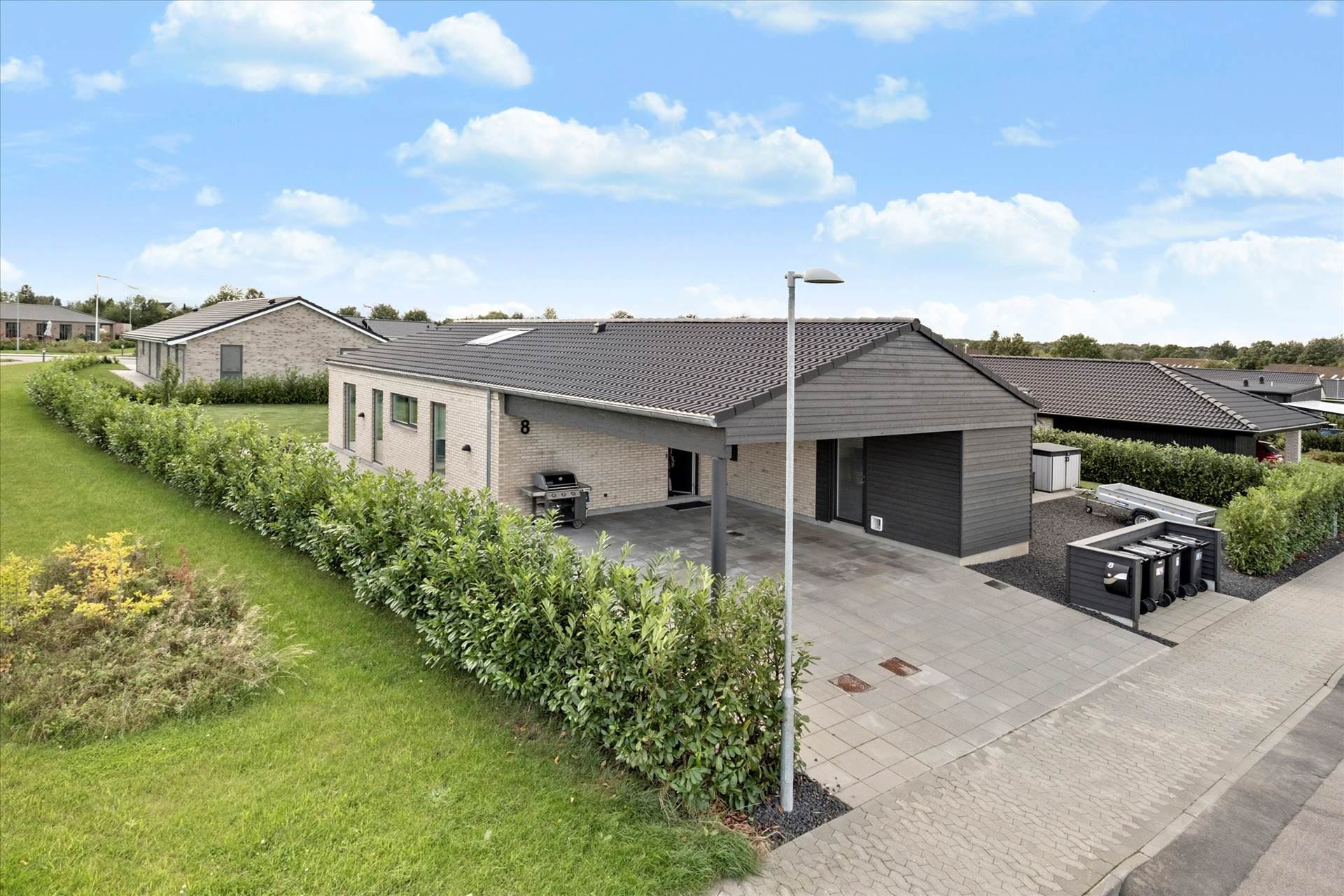 Eksklusiv bolig for 5,7  mio. kroner er netop kommet til salg i Slangerup - Se den og de dyreste boliger her