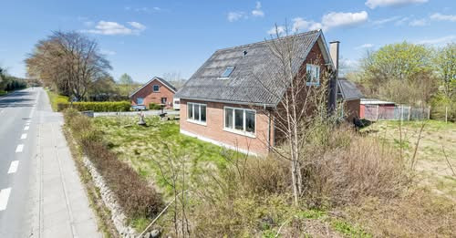 Mæglerringen Hadsund tilbyder ny ejendom til salg i Astrup