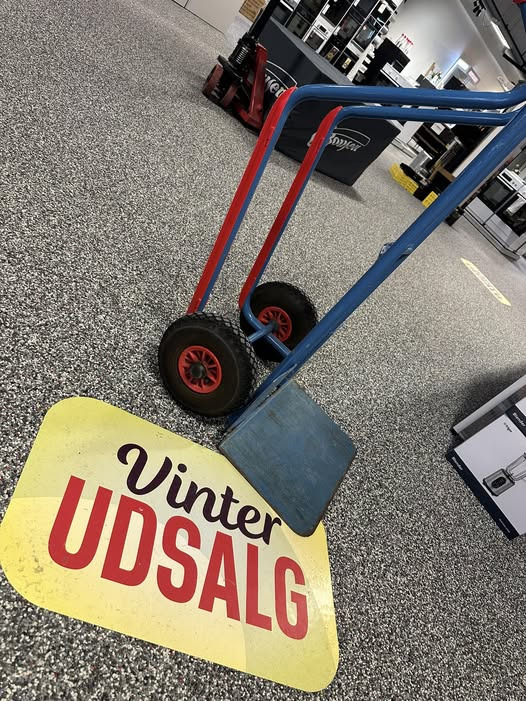 Skousen Nørresundby Hvidevarer holder åbent trods snekaos