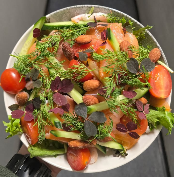 Café Tidslös præsenterer Storbælt-salaten i en ny frisk fortolkning