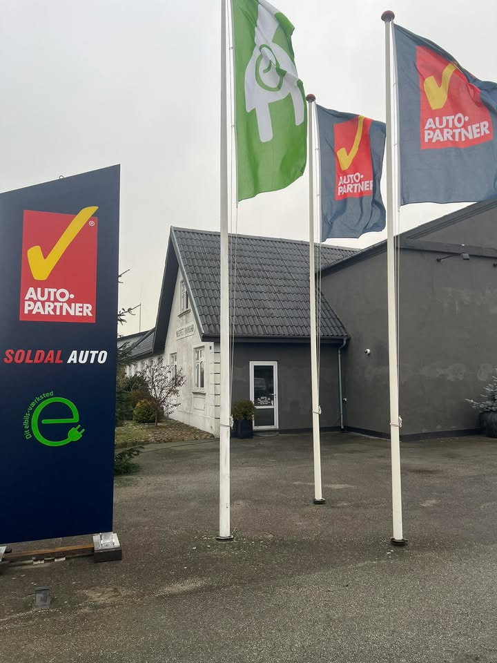 Soldal Auto Ravnshøj ApS ønsker kunder god Kristi Himmelfartsferie og tilbyder akuthjælp
