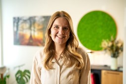 Ret og Råd Dronninglund præsenterer stud.jur. Emma Topholt Holm Sørensen med speciale i juridisk praksis