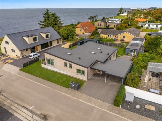 Eksklusiv bolig for 6.250.000 kr er netop kommet til salg i Ringkøbing - Se den og de dyreste boliger her