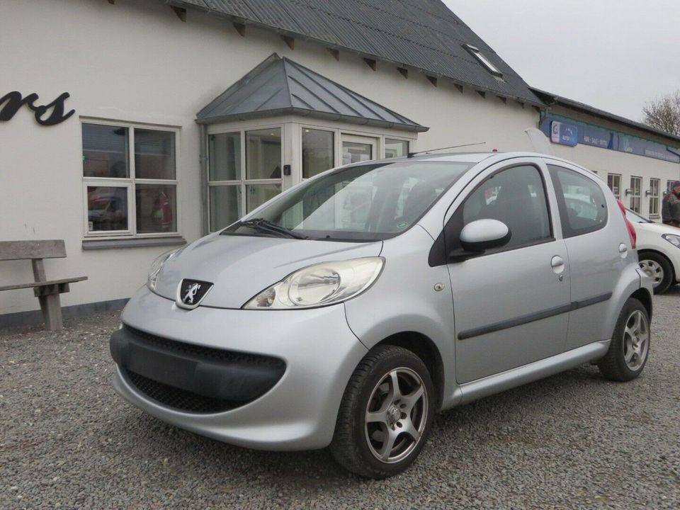 TT CARS ApS fremhæver Peugeot 107 som dit næste køretøjseventyr