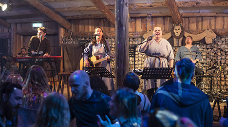 Fortsæt festen i Valhal: Musik og dans i Jels Vikingespil