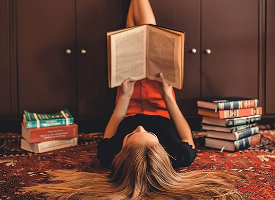 Oplev en dag fyldt med digitale løsninger, skrivefællesskab og frivillighed på Herning Bibliotekerne