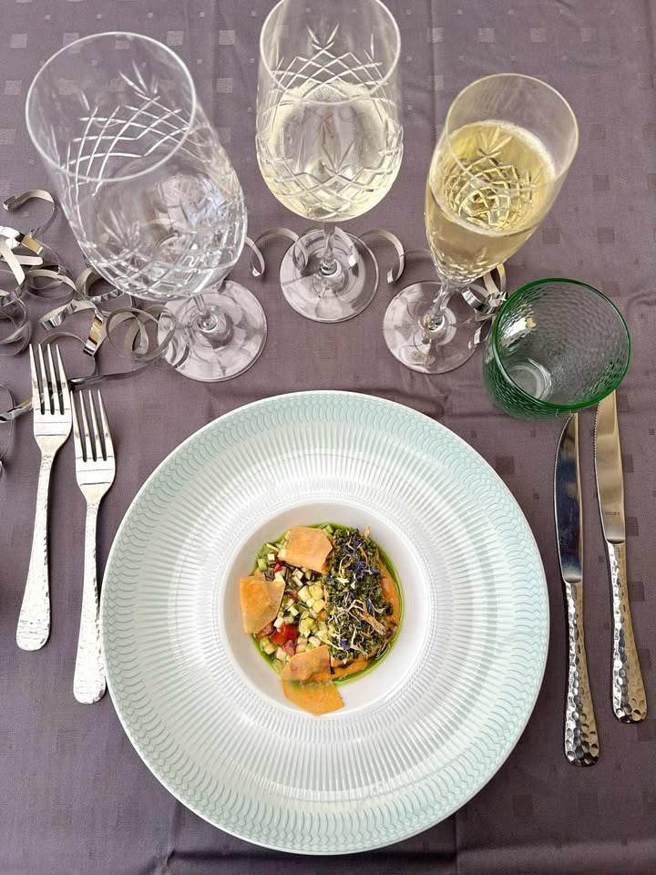 Sidste chance for at bestille nytårsmenu 2025 hos Restaurant Sæson