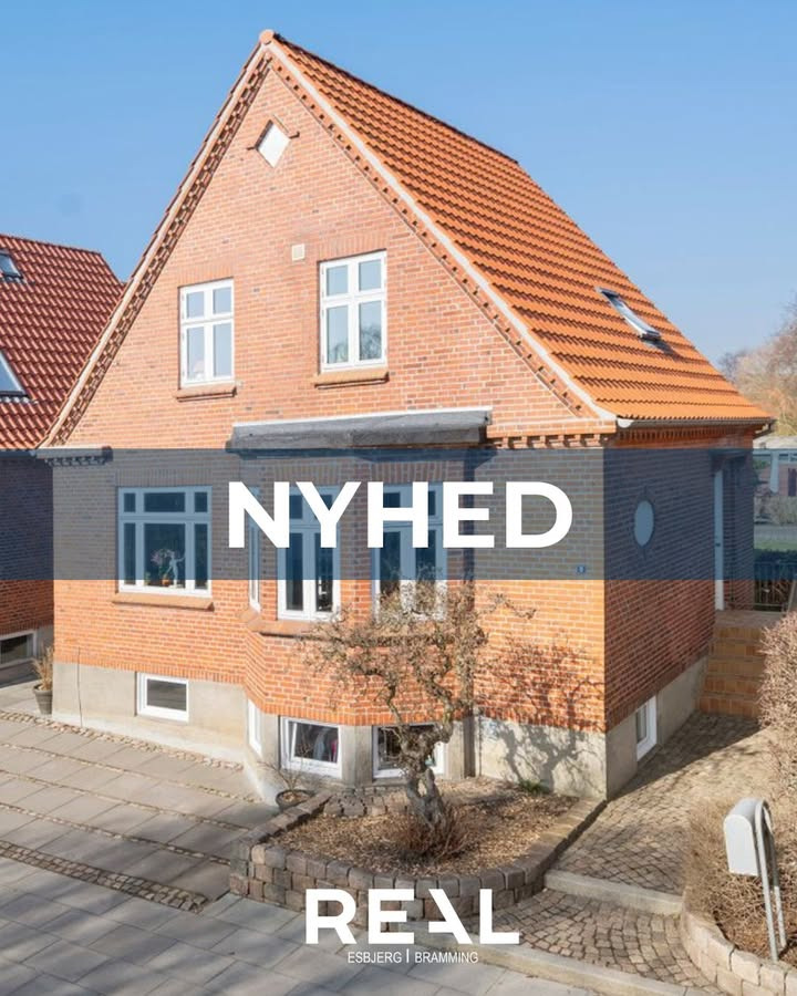 RealMæglerne Esbjerg og Bramming præsenterer nyhed: Charmerende murermestervilla til salg på Carit Etlars Alle 6