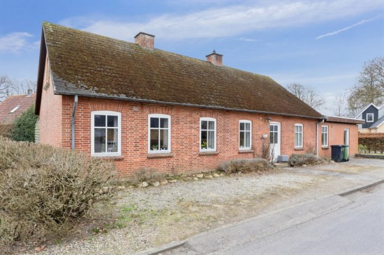 Hindbjergvej 32 er til salg for kun 350.000 kr.: Se de billigste boliger til salg i Kjellerup her