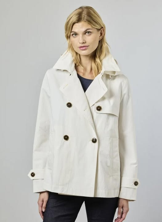 Skott Aalborg lancerer Nicolette-jakken: Ideel til foråret