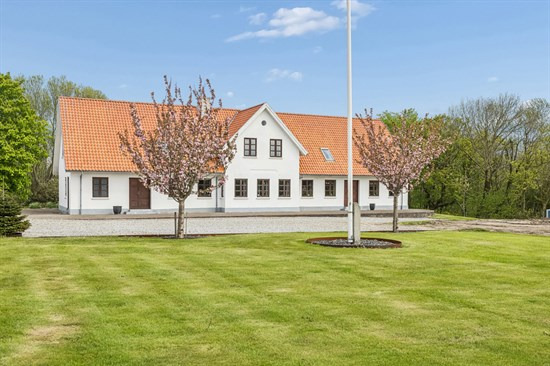 Købstedvej 34 og 9 andre boliger er kommet til salg denne uge i Hirtshals - se boligerne her.