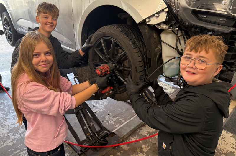 Næstved sender 1.500 skoleelever på virksomhedsbesøg for at styrke interessen for erhvervsuddannelser