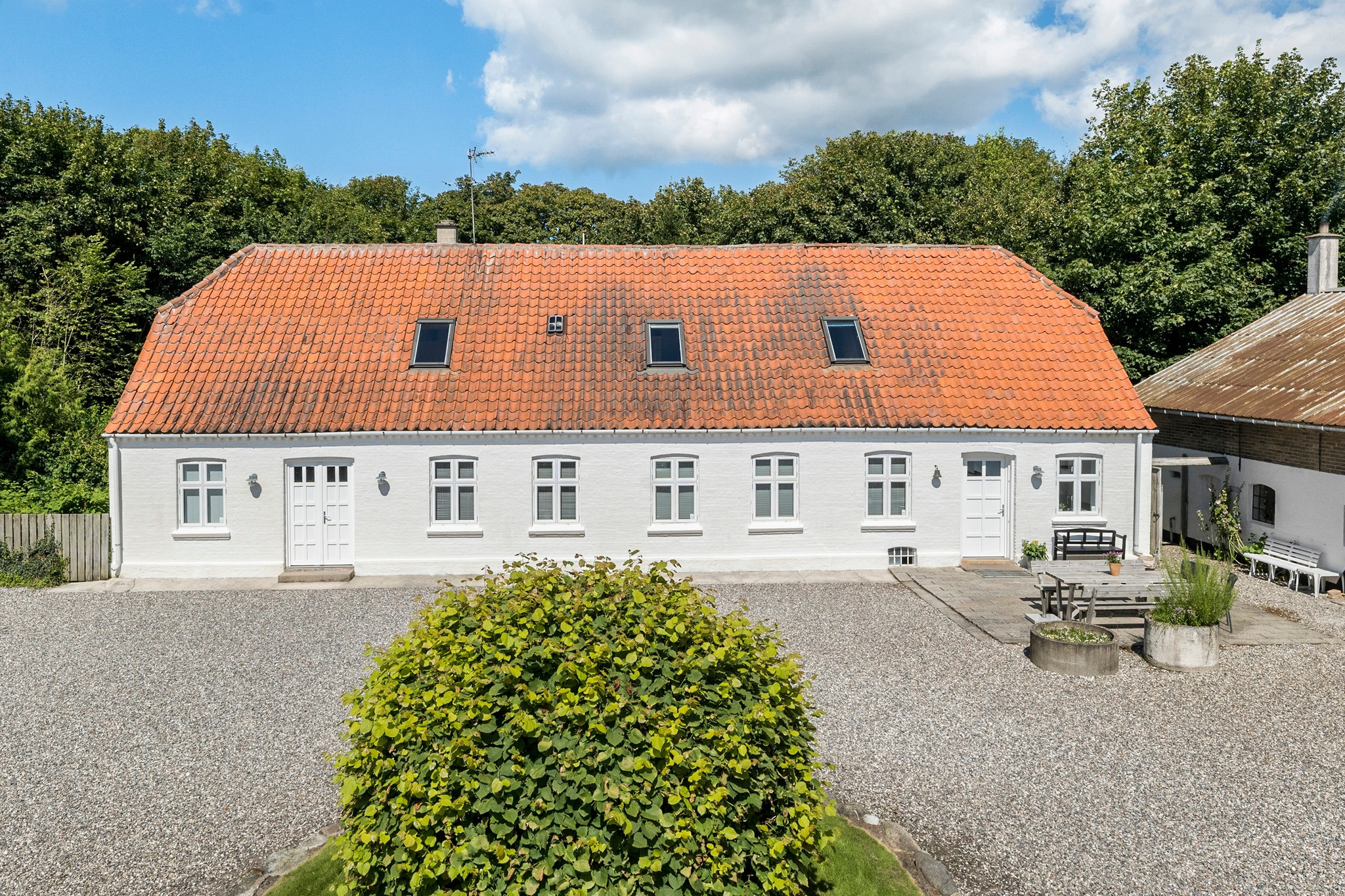 EDC Fjerritslev præsenterer sjælden bondehusidyl nær Klim: Moderne komfort i naturskønne omgivelser