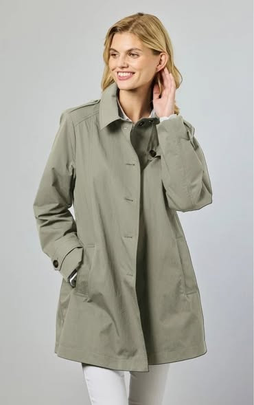 Skott Aalborg præsenterer Noelle-jakken: Tidløs elegance med moderne twist