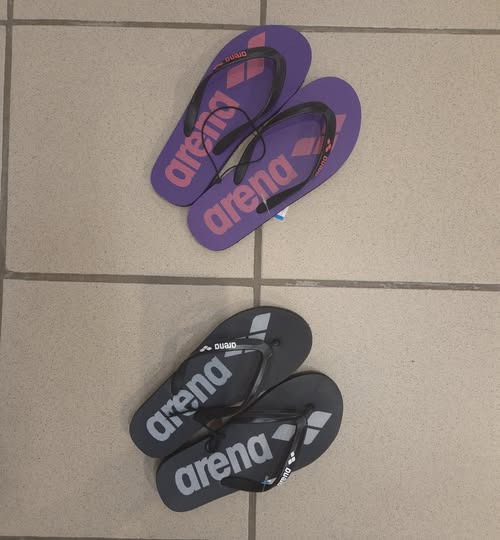Sportigan Farsø sælger Arena flip-flops til 100 kr.