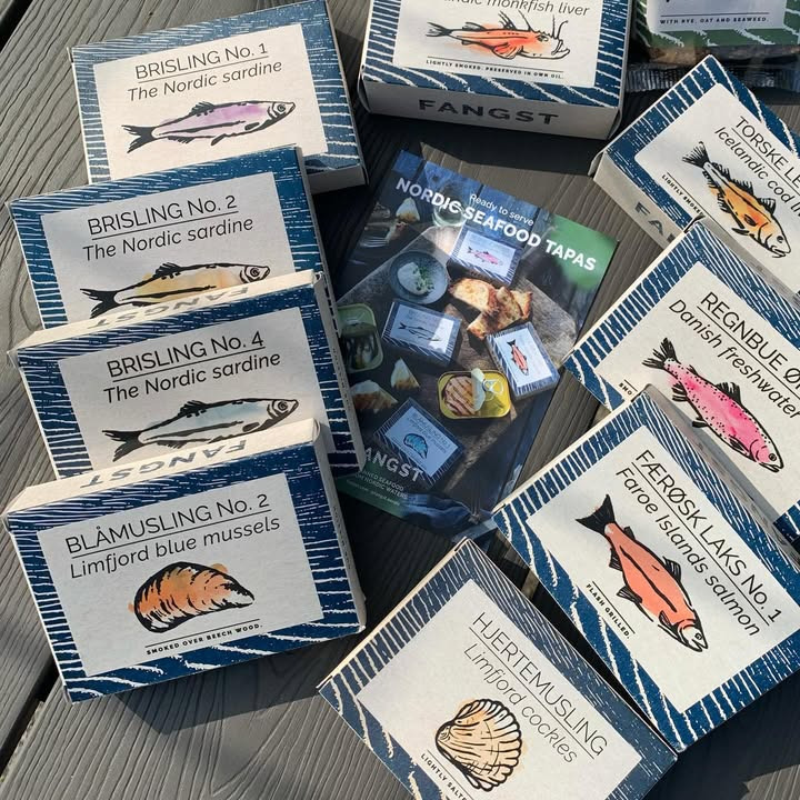 Fru Hansens Butik & Café genopfyldt med delikate fiskeprodukter fra @fangst.nordic – klar til jeres næste festmåltid