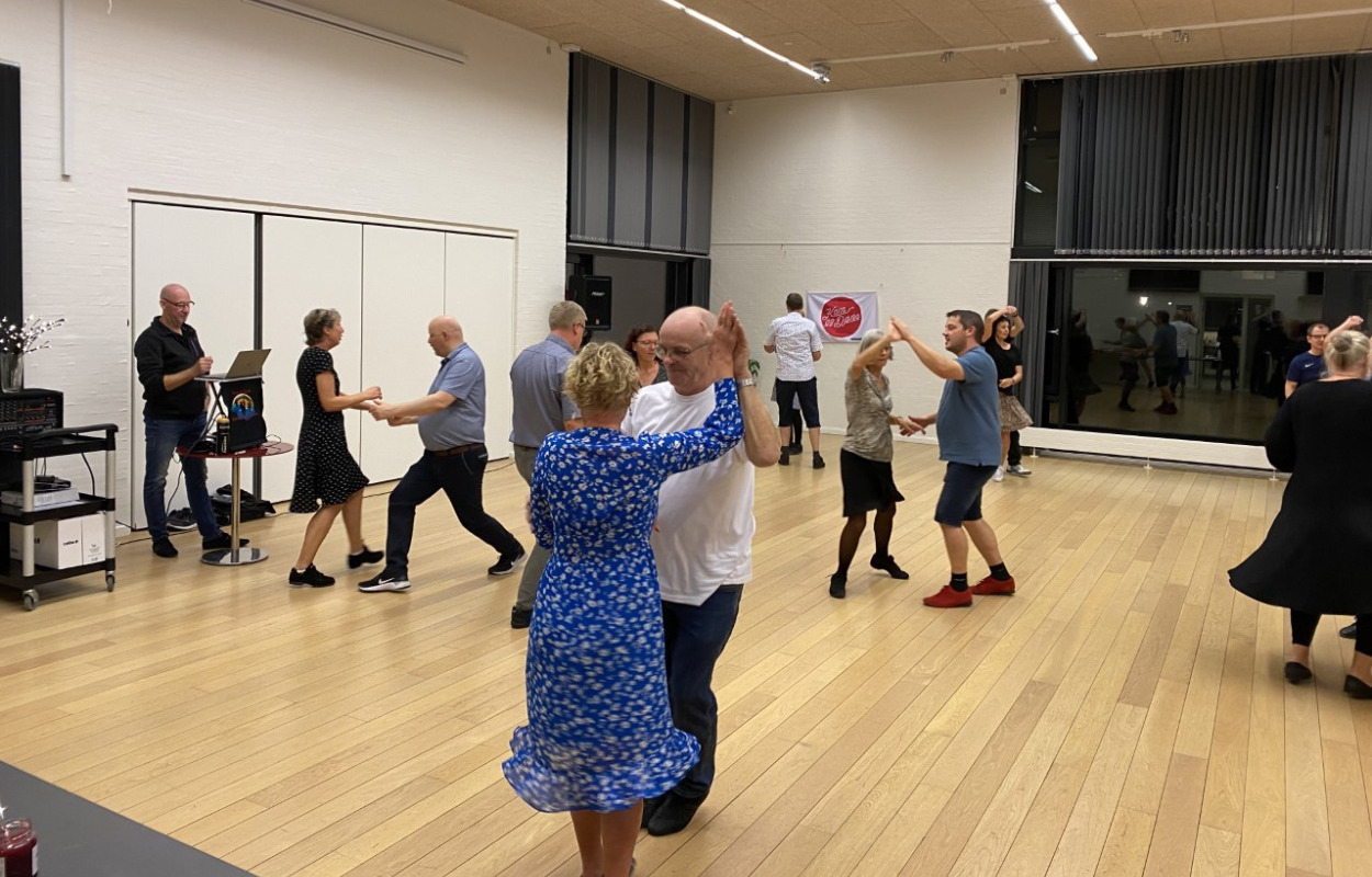 God musik, socialt samvær og danseglæde