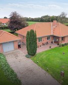 Prisjustering: Rød murstensvilla i Randers SV nedsat med 100.000 kr.