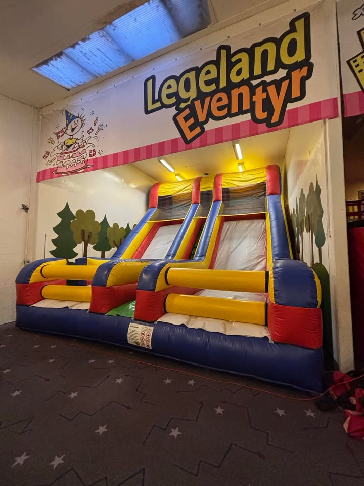 Legeland Viborg søger hjælp til flytning af hoppeborge og tilbyder gratis dag i legeland som tak