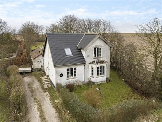 Tåstrupvej 42 er til salg for kun 448.000 kr.: Se de billigste boliger til salg i Hadsten her