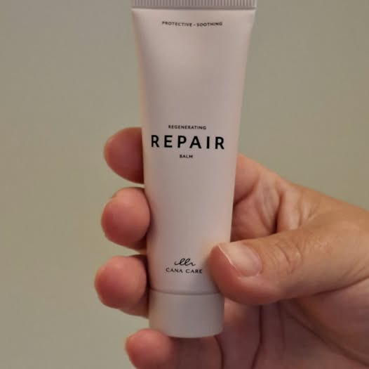 Ro & velvære sælger REPAIR fra Cana Care til tør og sensitiv hud