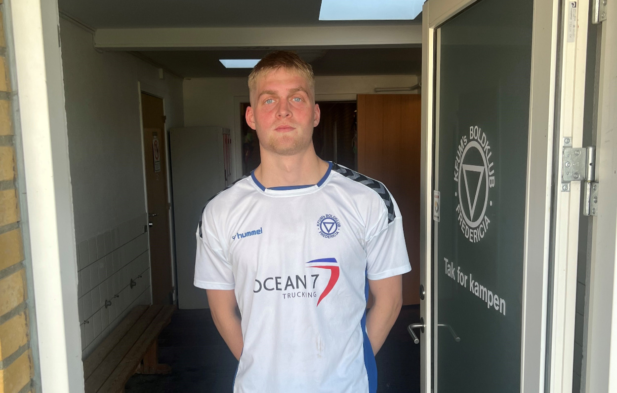 Lund blev den store KFUM-helt da han sikrede sejren i overtiden