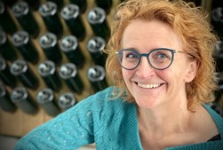Maureen Sørensen balancerer karriere og passion for naturlig ciderproduktion
