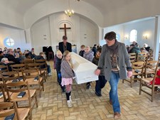 Krabbes Begravelsesforretning deltager i fagdag om død og sorg på Christinelystskolen